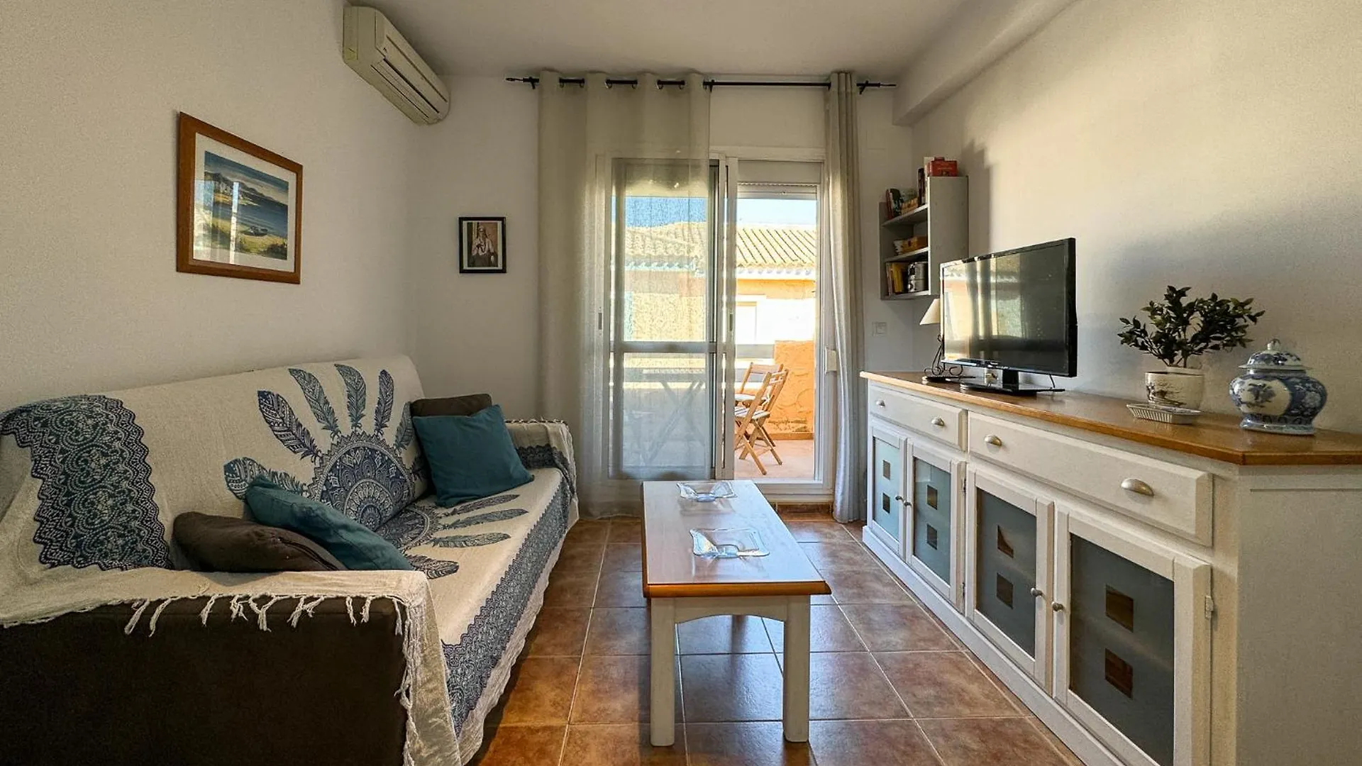 R2304 Playa Del Sur Vera Playa Almeria