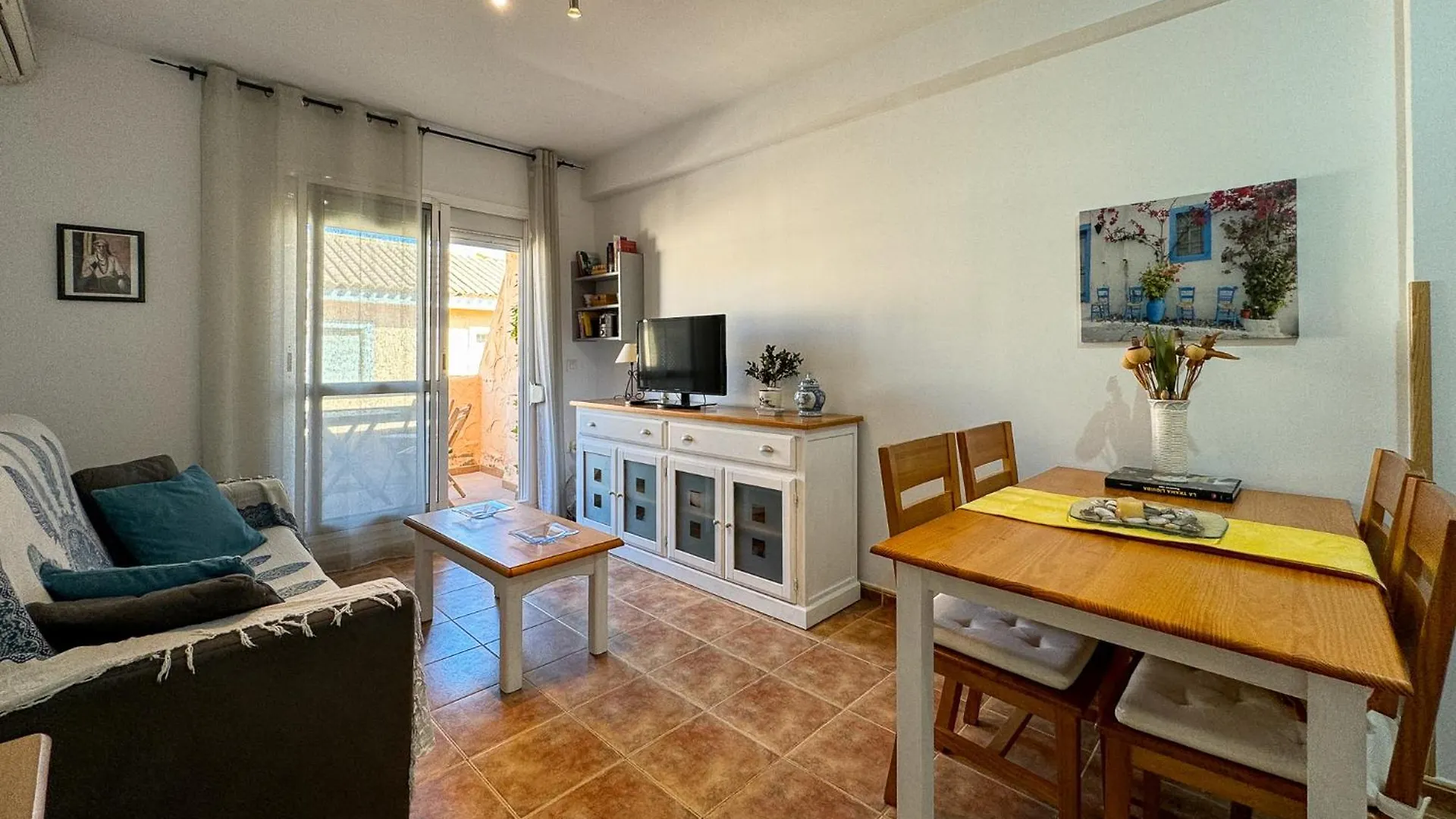 R2304 Playa Del Sur Vera Playa Almeria